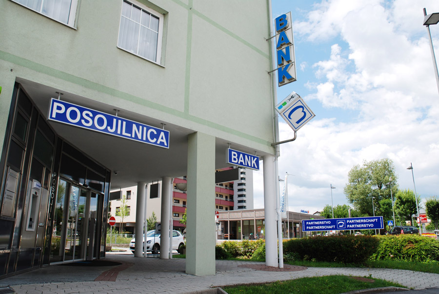 seca Posojilnica Bank 02