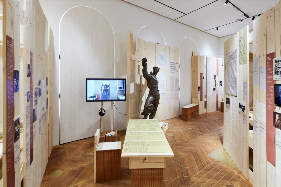 WEB low Hinschauen Poglejmo 043